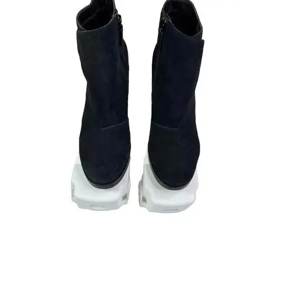 Cole Haan Women Harrington Grand Suede Size 9B Black Bootie - Picture 2 of 9